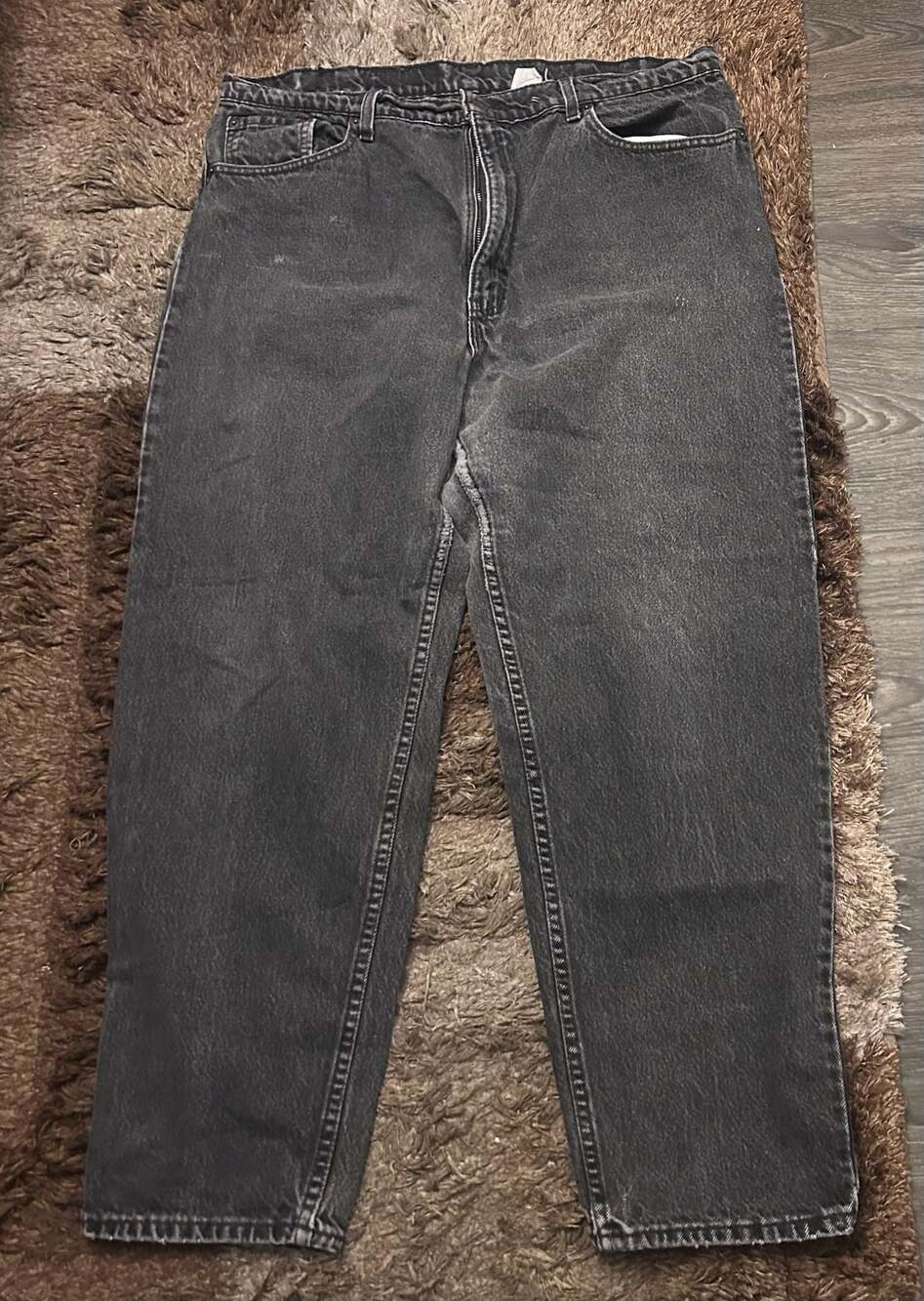 Vintage Levi's 550 Relaxed Tapered Jeans Black 40x30